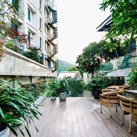 Lake Hills Hotel Hạ Long-öböl Kültér fotó