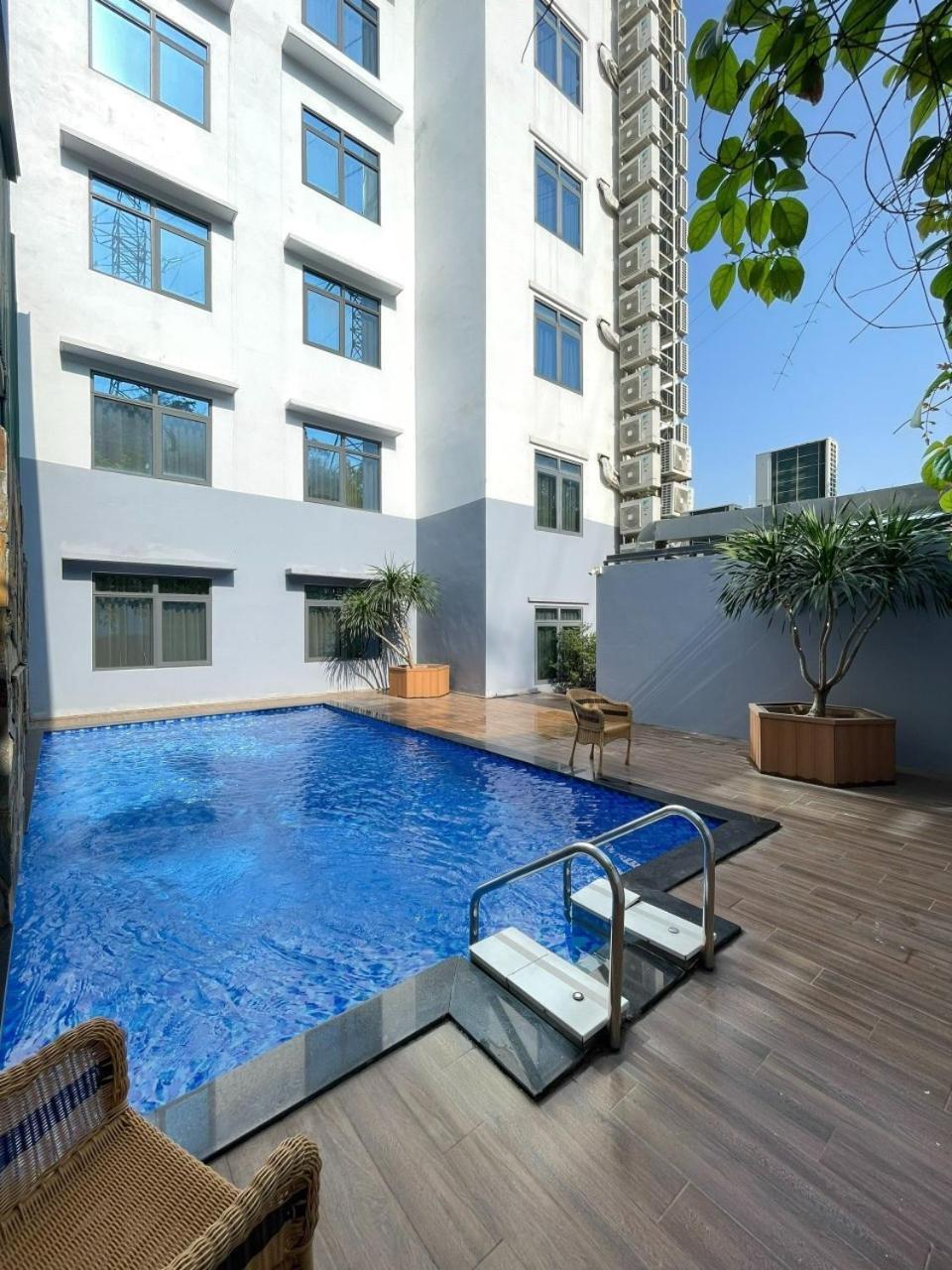 Lake Hills Hotel Hạ Long-öböl Kültér fotó